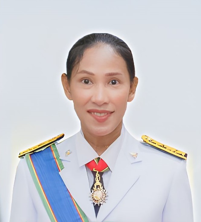 นางอมรรัตน์ พันธ์คีรี
